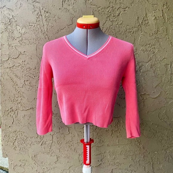 rinorossi Tops - Pink Cropped Longsleeve with White detailing